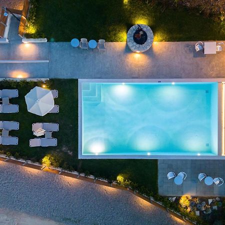 Achatis Apartments With Sea View Kolymbari Exterior photo