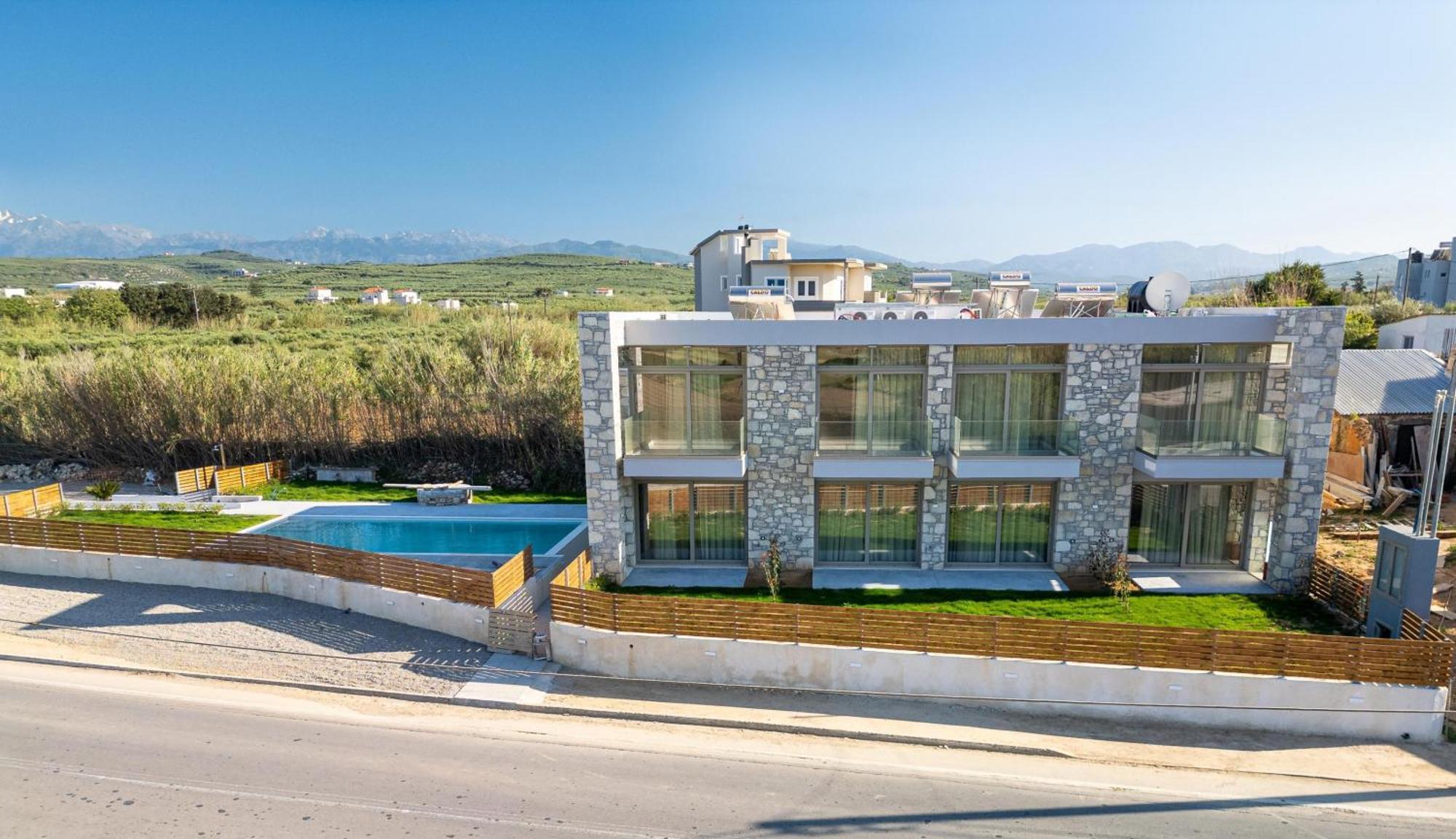Achatis Apartments With Sea View Kolymbari Exterior photo