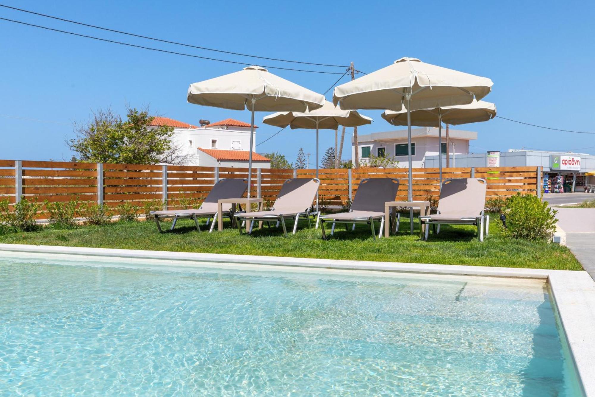 Achatis Apartments With Sea View Kolymbari Exterior photo